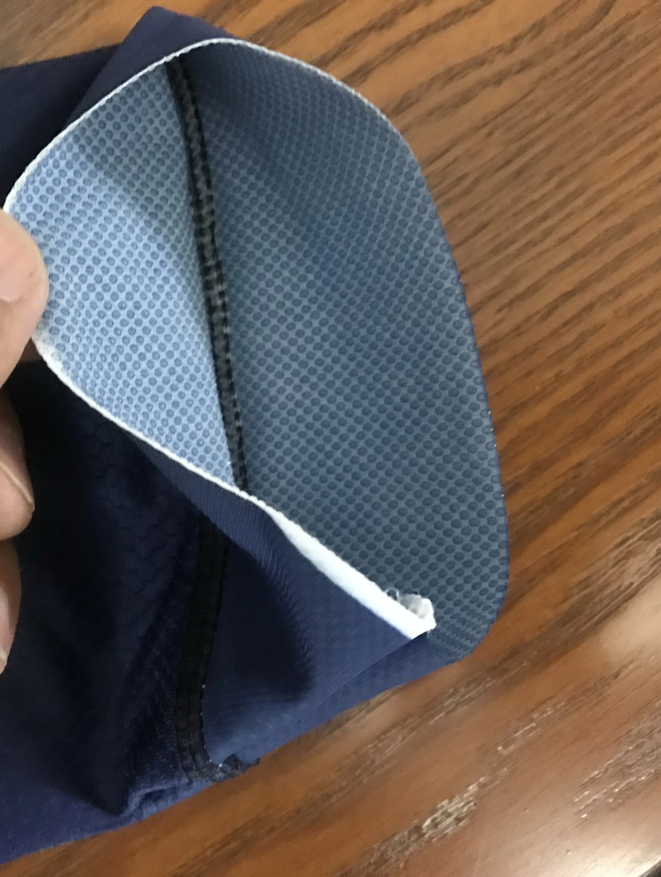 LASER CUT Skinsuit 2024 UAE TE - đánh giá và giá Cycling Community